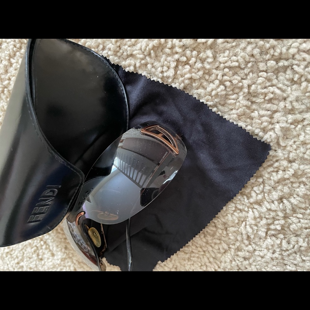 The famous Fendi sunglasses worn my Paris Hilton
